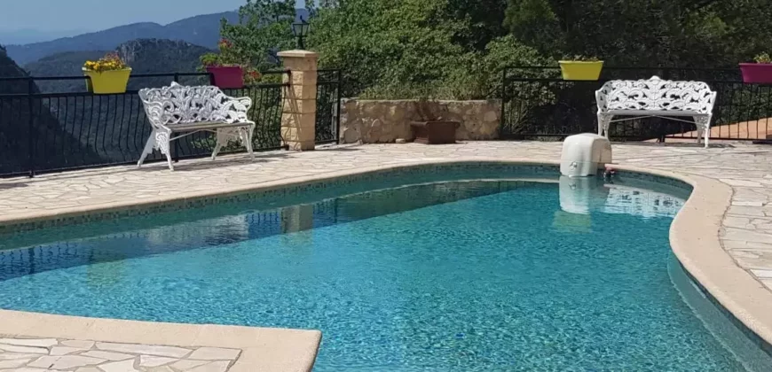 Belle villa avec piscine – Peille – Virounours